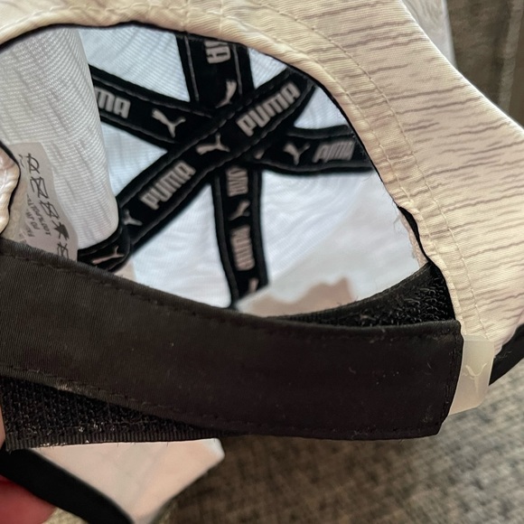 Puma hat - Picture 3 of 5